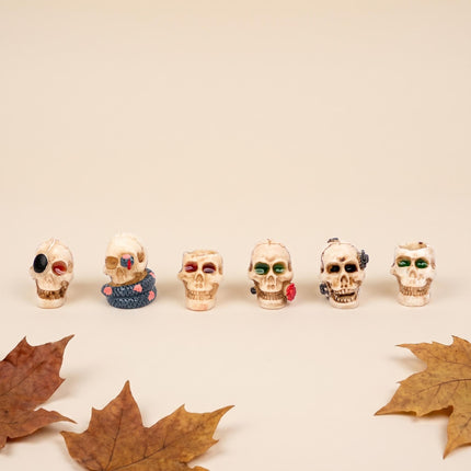 Skulls Gone Wild - 6 pcs - Miniature figurines - Ø 1cm ↑ 2cm