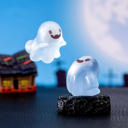 Glow In The Dark Ghosts - 6pcs - 2,5 - 3,5 cm