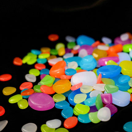 Glow Stones Mittel - Glow in the dark - Terrarium Dekoration - Aquarium Dekoration - Multicolor - 12 Stück - 3-5 cm
