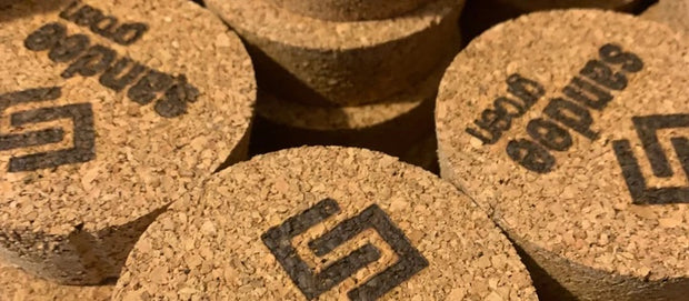 Ihr Logo auf dem Korkdeckel