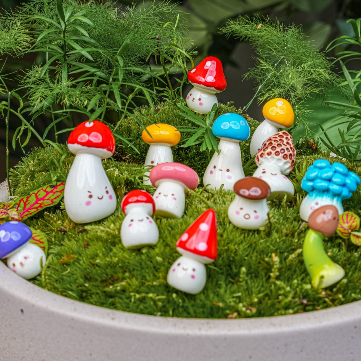 Miniature Figurines for Terrariums & Plant Decor – urbanjngl.com